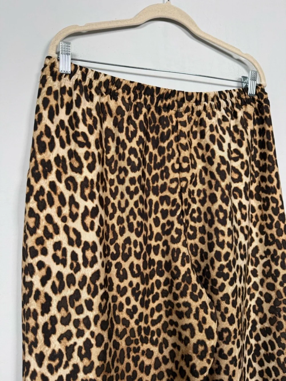 H&M Leopard Print Wide-Leg Pants, Size L, Great Condition - Picture 8 of 14